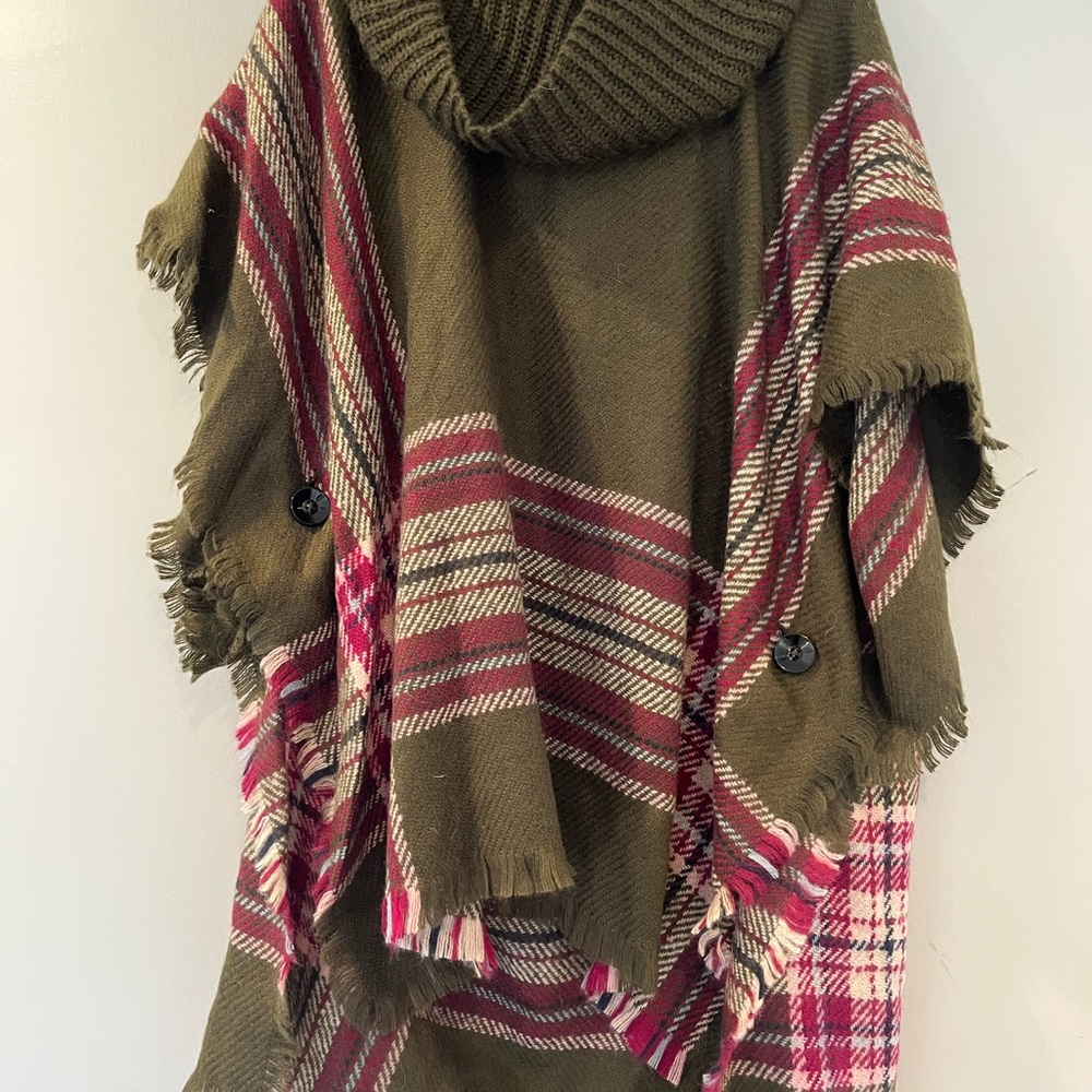 Cowl neck cape